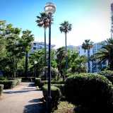 Rai - Al confine con Japigia si apre la sottozona della Rai, cos� definita per via della presenza della sede locale della tv nazionale. Realizzata a partire dagli anni 50, presenta alti e signorili palazzi e rigogliosi giardini, che la pongono in netto contrasto con il resto del rione, caratterizzato da strade strette e case basse